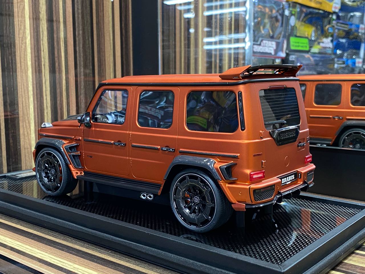 Mercedes-Benz Brabus 900 Rocket Bronze MotorHelix