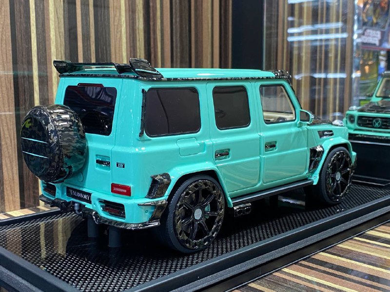 Mercedes-Benz G63 MANSORY Tiffany Blue Motorhelix