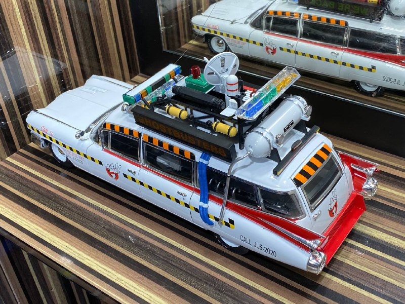 Ghostbusters II Cadillac ECTO-1A HOT WHEELS Elite