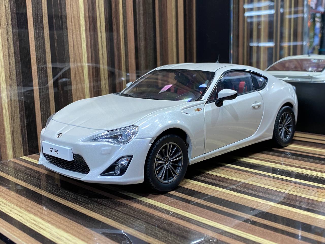 1/18 Diecast Toyota GT86 2012 White Century Dragon Scale Model Car|Sold in Dturman.com Dubai UAE.