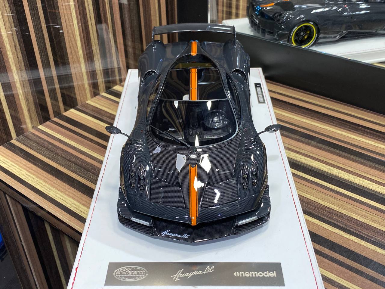 1/18 Pagani Huayra BC Carbon One Model