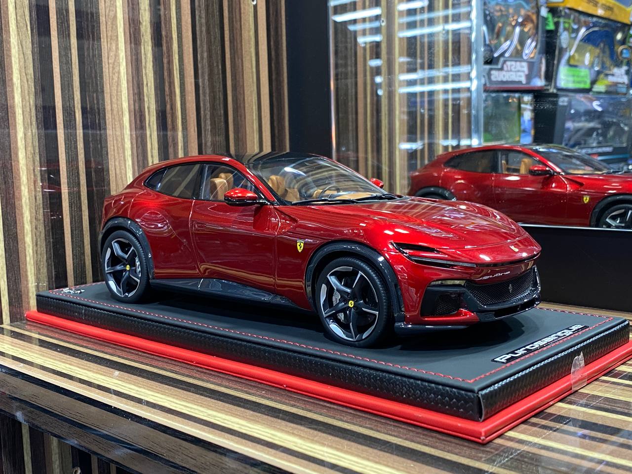 1/18 Ferrari Purosangue RED MR Collection