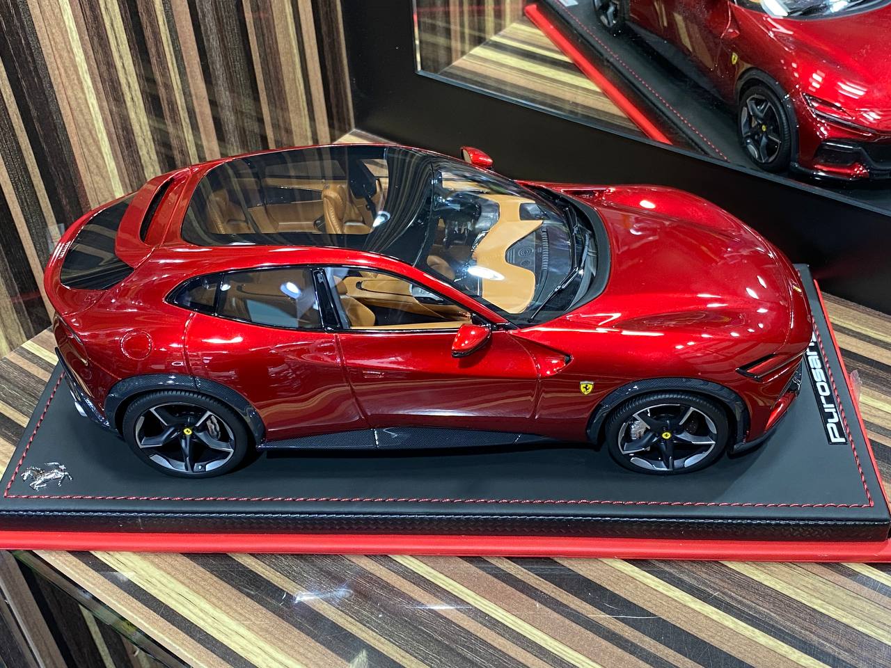 1/18 Ferrari Purosangue RED MR Collection