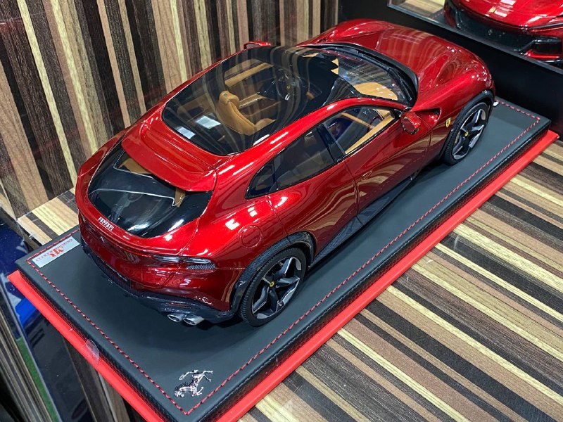 1/18 Ferrari Purosangue RED MR Collection