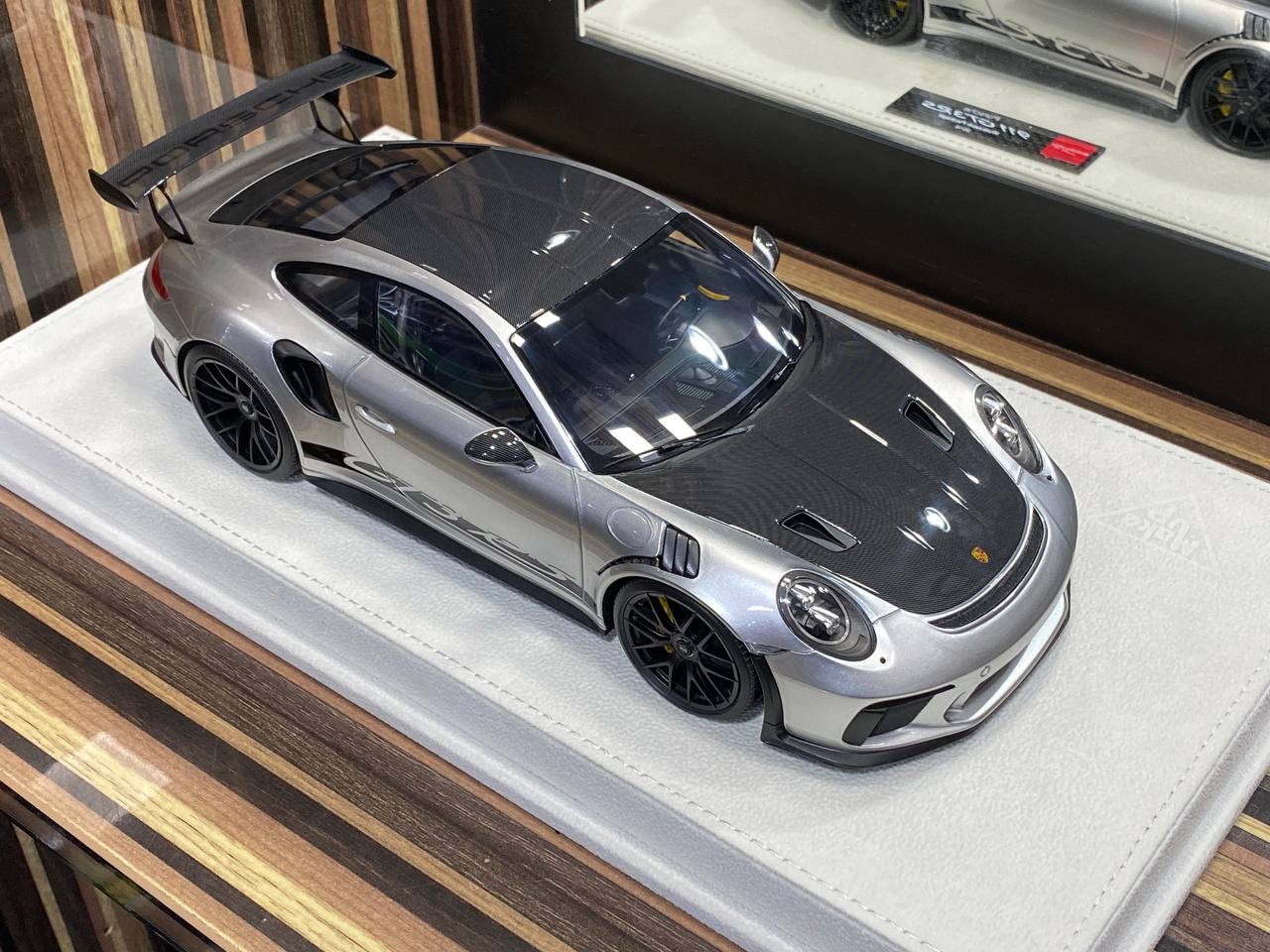 1/18 Porsche 911 GT3 RS 992.1 silver metallic by Make Up|Sold in Dturman.com Dubai UAE.