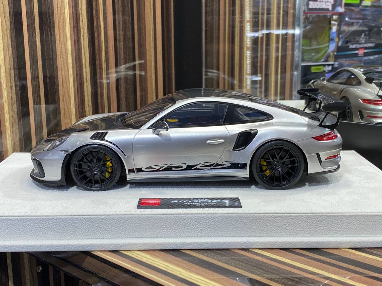 1/18 Porsche 911 GT3 RS 992.1 silver metallic by Make Up|Sold in Dturman.com Dubai UAE.