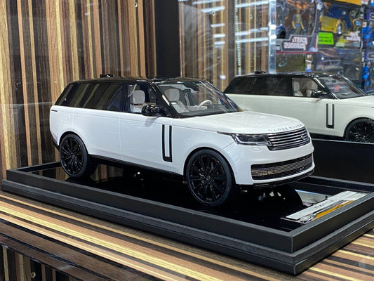 1/18 Land Rover Range Rover Autobiography white 2022 White By Motor Helix|Sold in Dturman.com Dubai UAE.