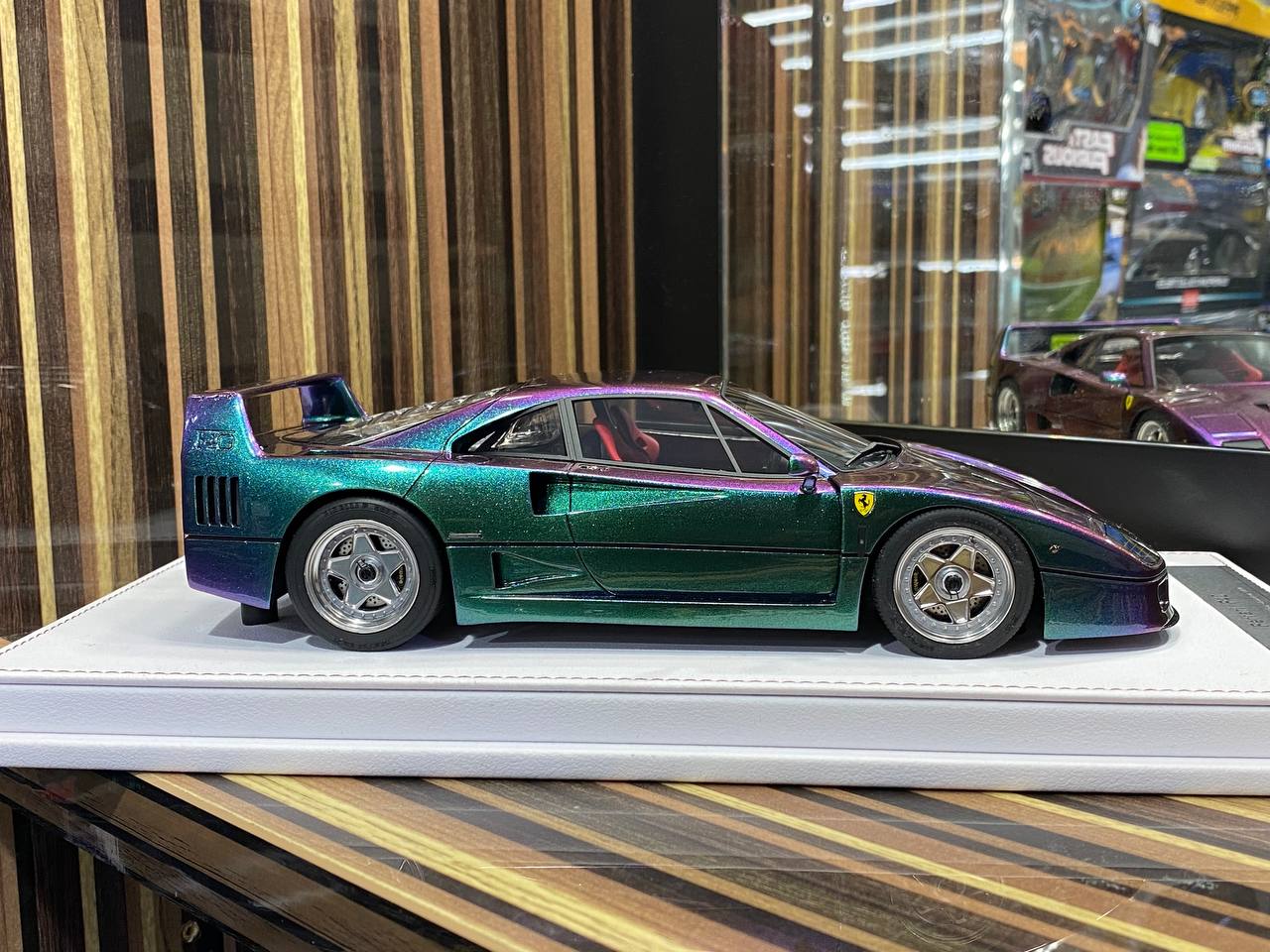 1/18 Ferrari F40 33/50 Chameleon by GL Model|Sold in Dturman.com Dubai UAE.