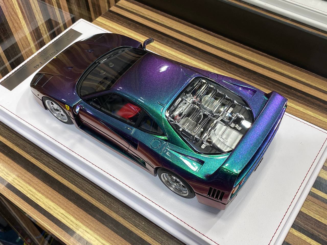 1/18 Ferrari F40 33/50 Chameleon by GL Model|Sold in Dturman.com Dubai UAE.