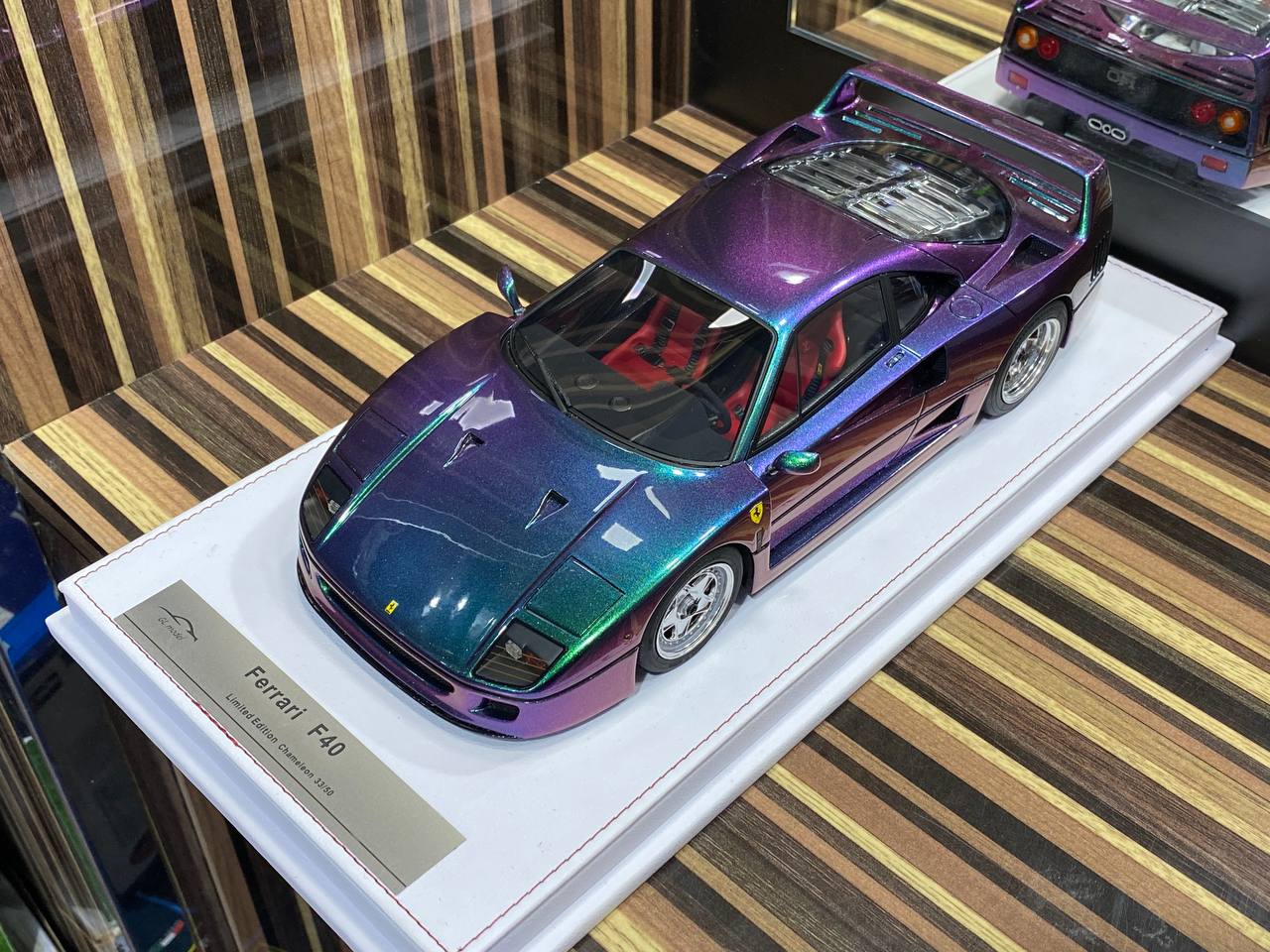 1/18 Ferrari F40 33/50 Chameleon by GL Model|Sold in Dturman.com Dubai UAE.