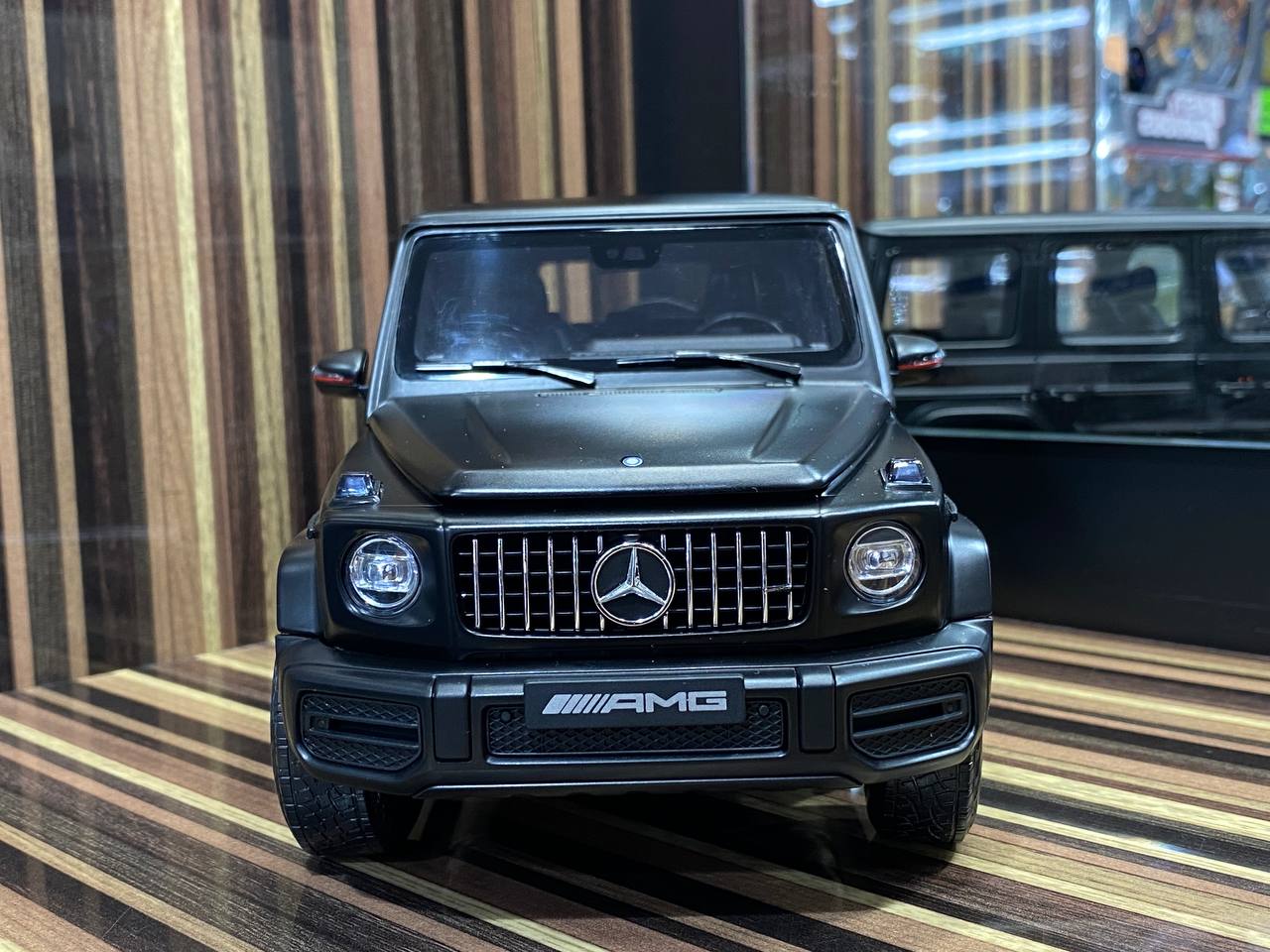 1/18 Mercedes Benz AMG G63 Red Interior 2018 Black by Mini Champs|Sold in Dturman.com Dubai UAE.