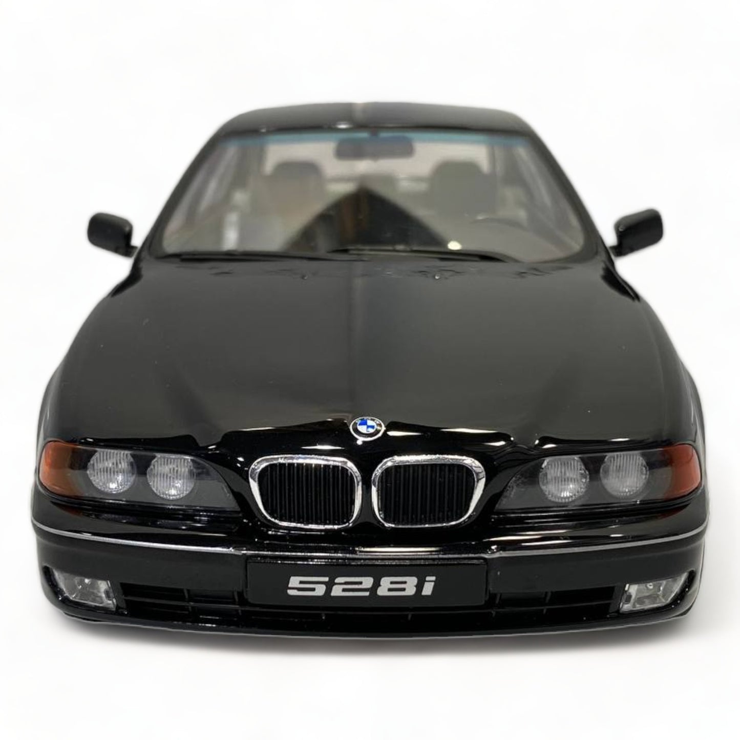 1/18 KK SCALE BMW 528i E39 SEDAN BLACK Model Car