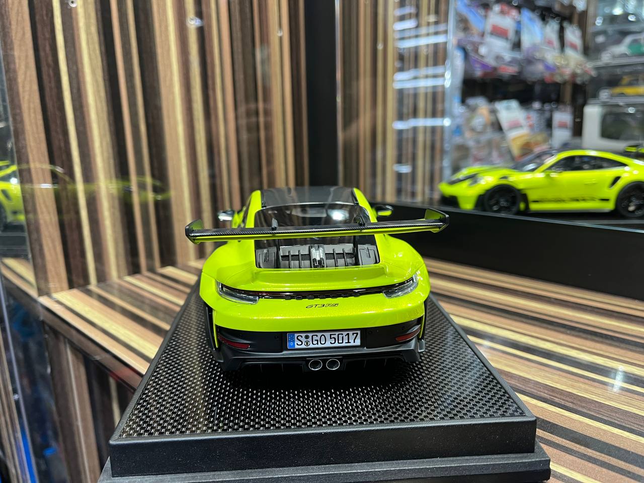 Timothy and Pierre Porsche GT3 RS 911 (992.1) - 1/18 Resin Model - Neon Green