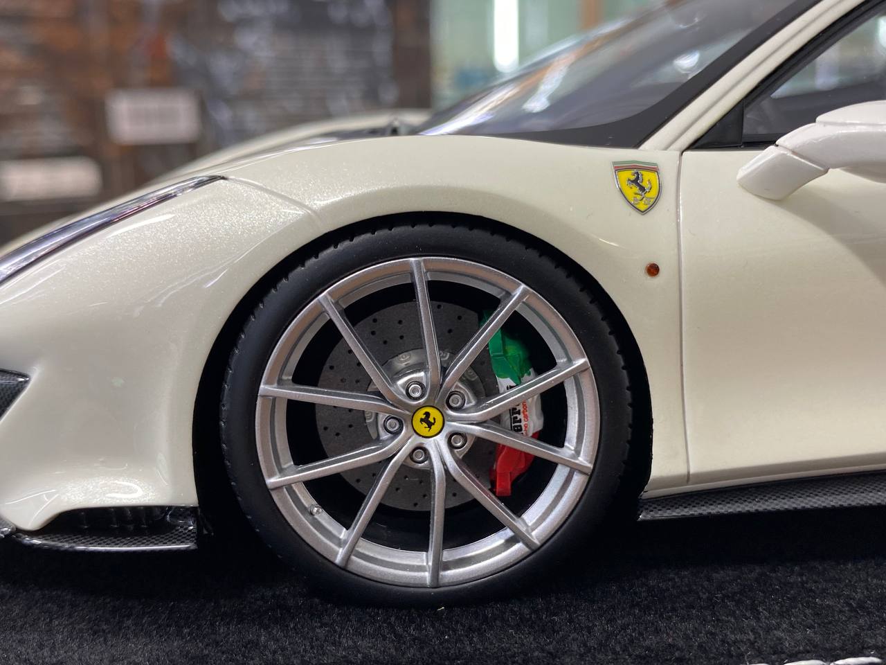 1:18 Resin Model - MR Collection Models Ferrari 488 Pista (White/Black Stripes)