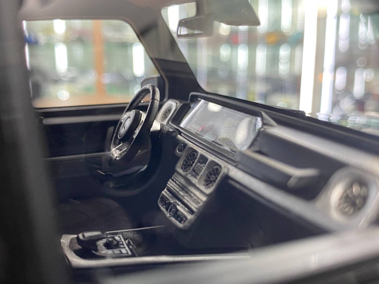 1/18 Mercedes-Benz G-63 Long Black Miniature car by VIP Models