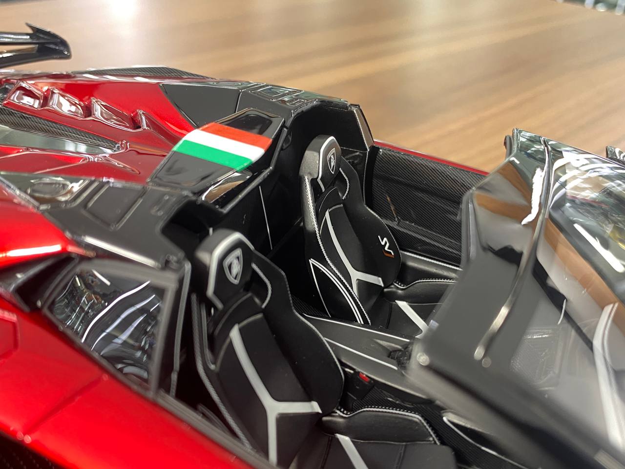 1/18 resin MR Collection Lamborghini Aventador Roadster SVJ Red / Italy flag Limited- 1 of 1