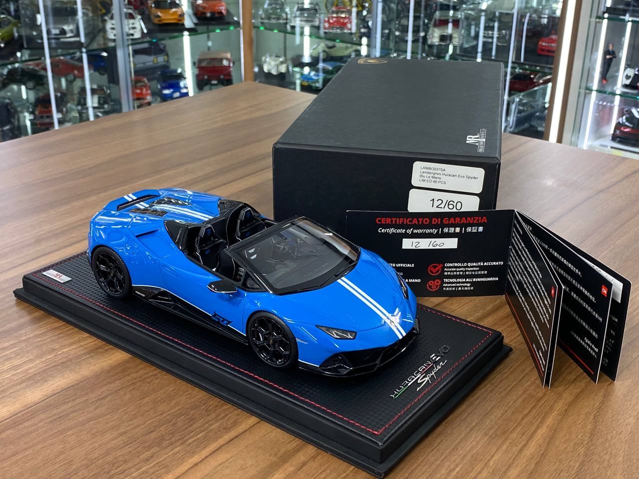 1/18 Resin MR Collection Lamborghini Huracan EVO Spyder Blu Le Mans Ltd.Edn:60 pcs