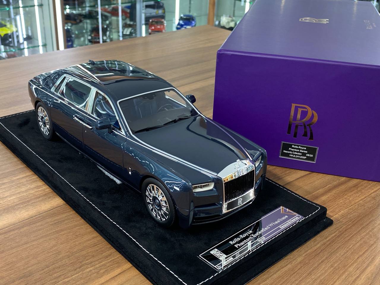 1/18 Resin H&H Rolls Royce Phantom Extended Wheelbase II Heavenly Collection Ltd.Edn.20 pcs