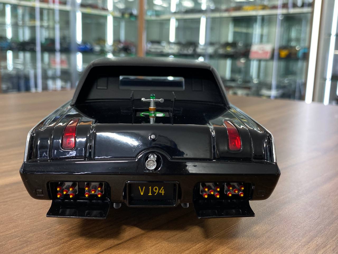 1/18 Diecast Chevrolet Impala Green Hornet Black AUTOart Scale Model Car