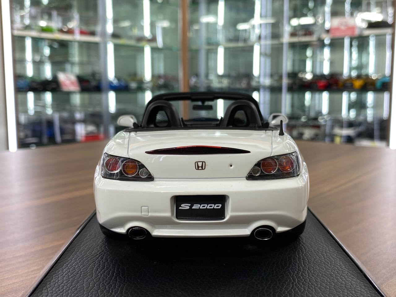 1/18 Resin Honda S2000 White Model Car by Hobby Japan