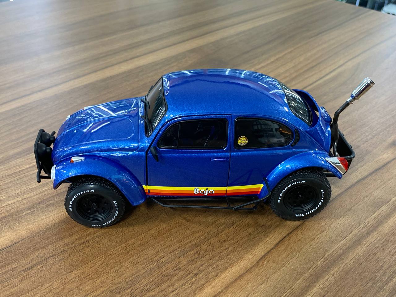1/18 Solido Volkswagen BEETLE BAJA BLUE 1975 Model Car