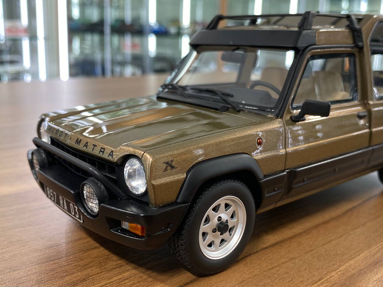 1/18 Resin OTTO Talbot Matra Rancho X - Brown Miniature Car