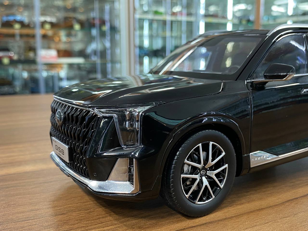 GAC Motor GAC Trumpchi GS8 Second Generation 2022 - 1/18 Diecast Black