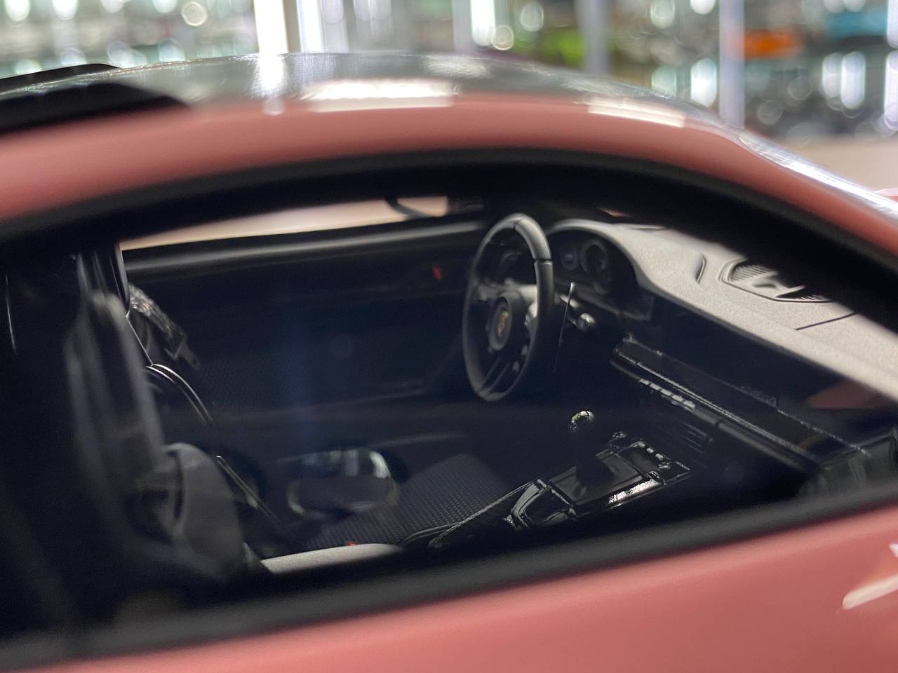 Ivy Model 1/18 Porsche 911 992 GT3 RS Weissach – Pink Sakura, Limited to 25 pcs.