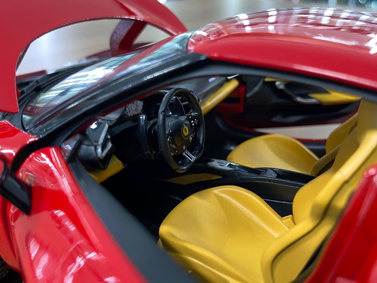 1/18 Metal Diecast Full opening Bburago Ferrari 296 GTB Red