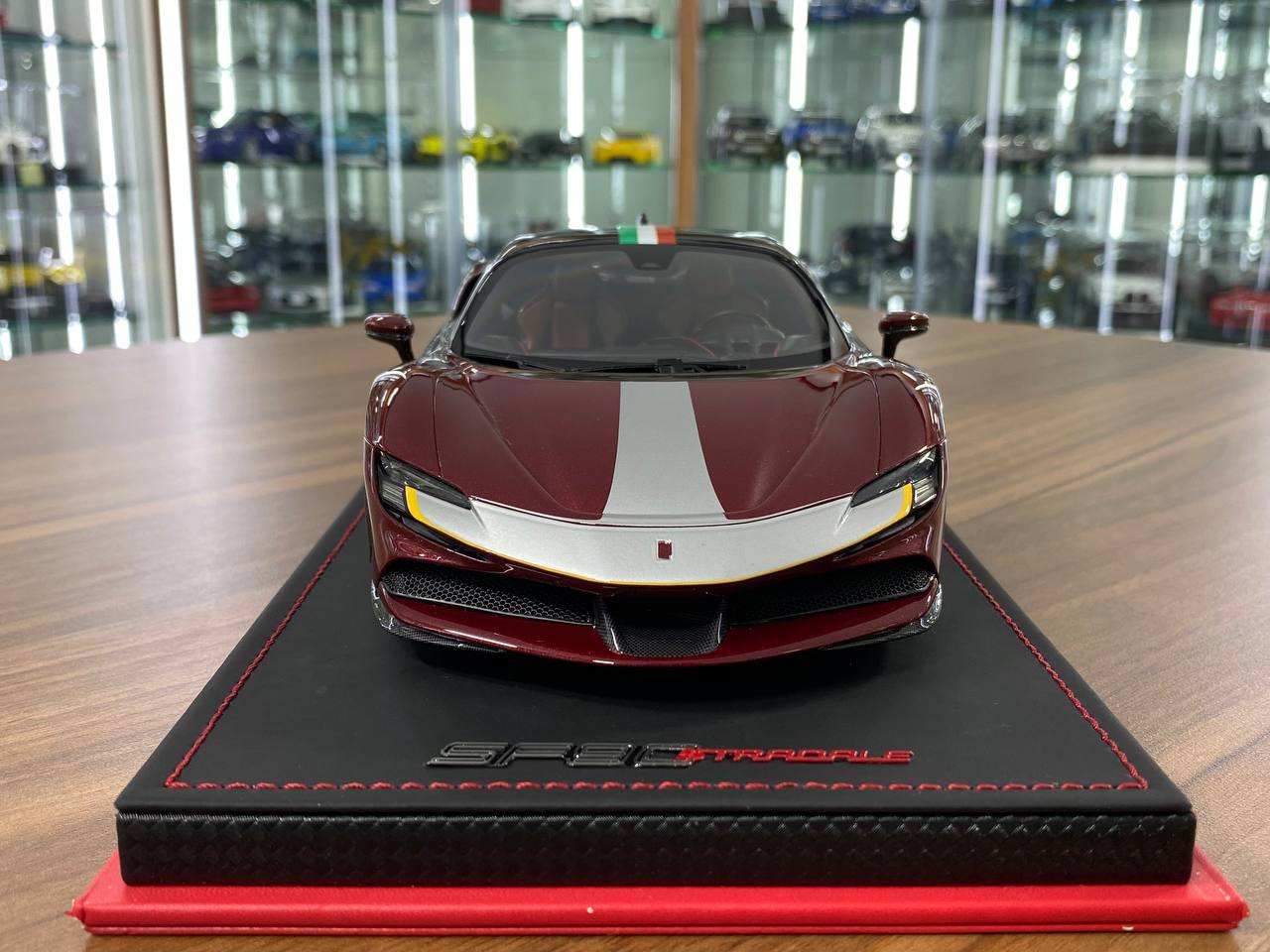 1:18 Resin MR Collection Ferrari SF90 Stradale Maroon / Italian Flag Limited 1 of 1