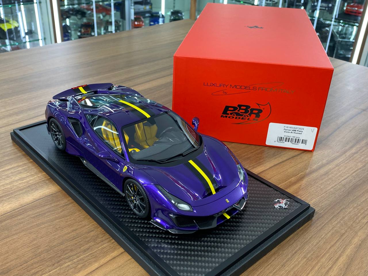 1/18 Resin BBR Models Ferrari 488 Pista Viola Al Humad Ltd.Edn.148 pcs