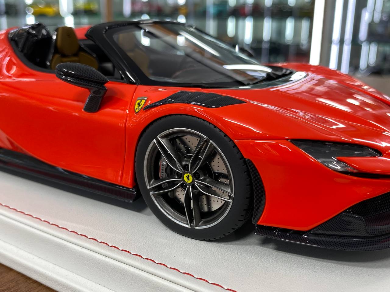 1/18 Resin Model – CE Custom Edition Ferrari SF90 Spider Orange  Limited Edition: 30 pcs