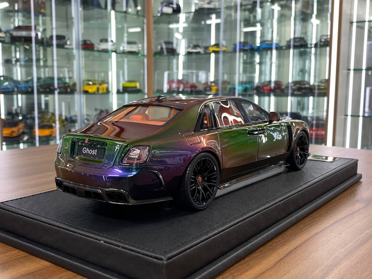 1/18 Resin – VMB Model Rolls-Royce Ghost Artistic Livery  Ltd.Edn - 30 pcs