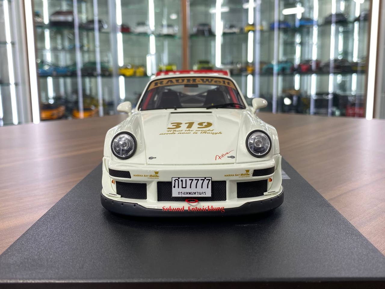 1/18 Resin GT Spirit Porsche RWB Natty Dread Junior #319 - White Limited Edition