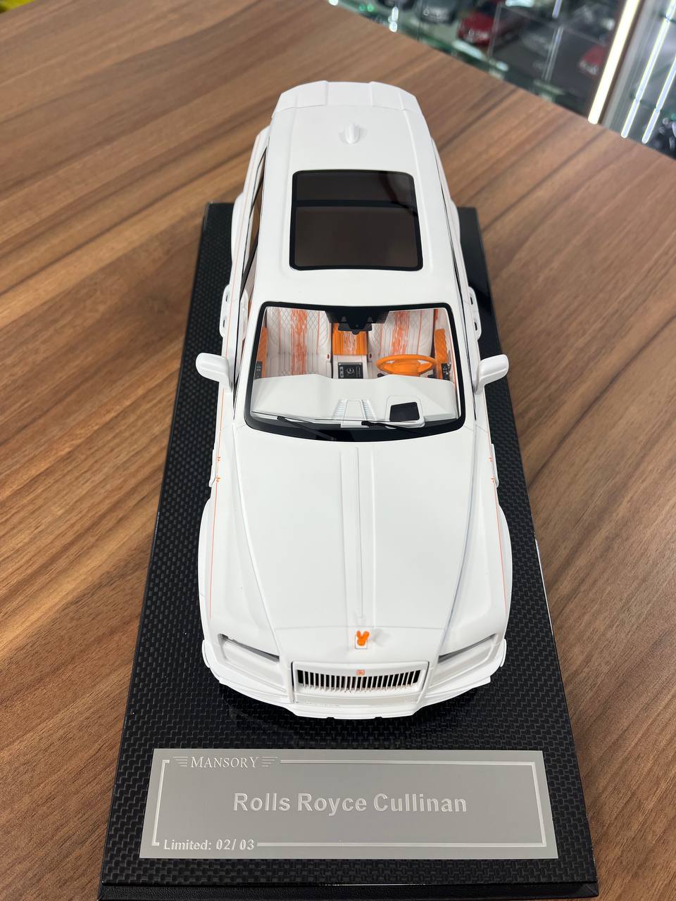 ★ 1/18 Davis & Giovanni Rolls Royce Cullinan Mansory – White / Orange | Limited to 03