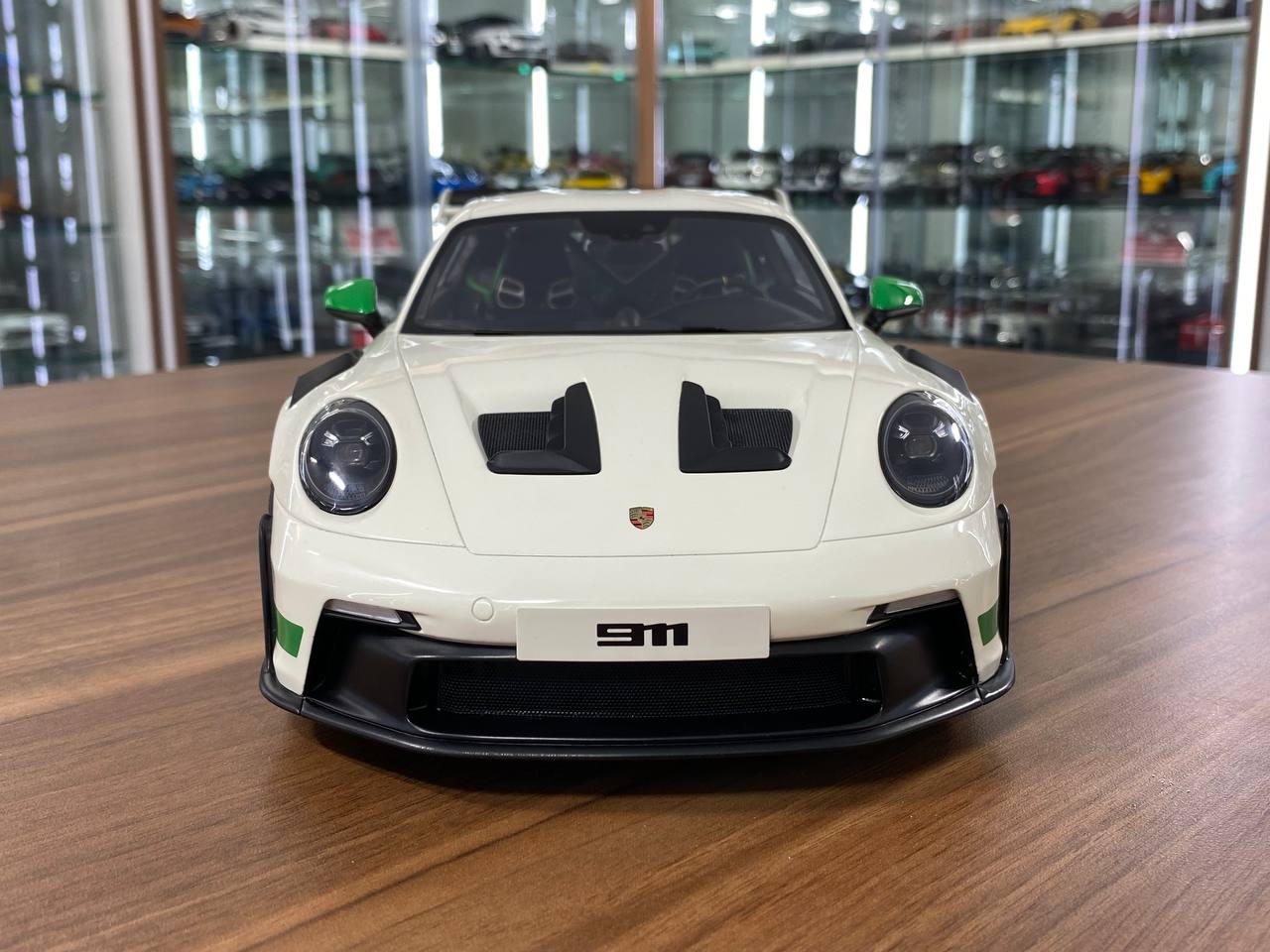 ★ 1/12 GT Spirit Porsche 911 (992) GT3 RS | Off White | Limited Edition 300 pcs