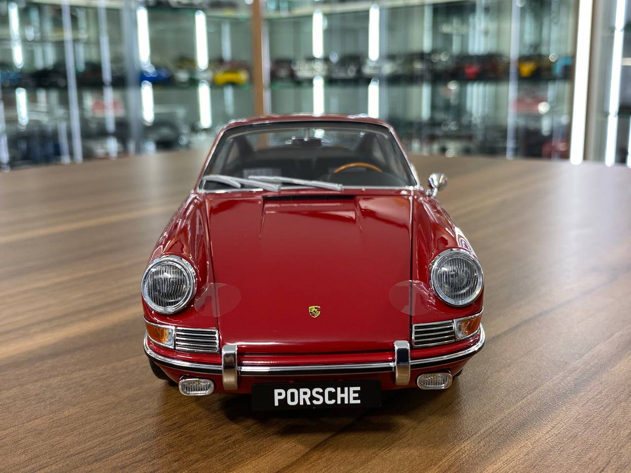 1/18 KYOSHO Porsche 911 (901) Signal Red | Full-Opening Diecast Model