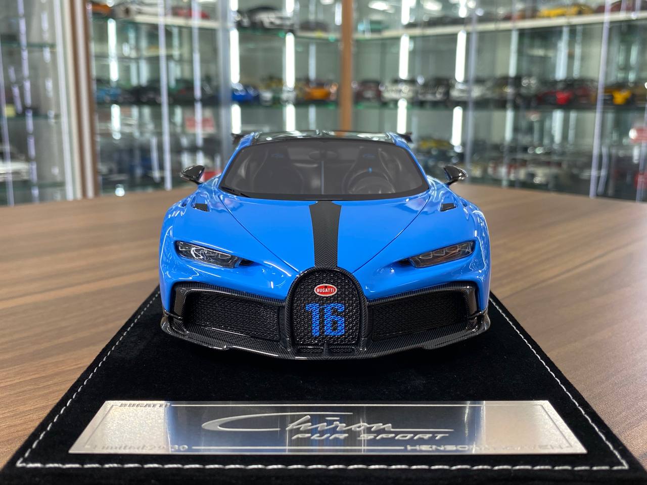 ★ 1:18 H&H Bugatti Chiron Pur Sport – Presentation Blue – Limited Edition of 30