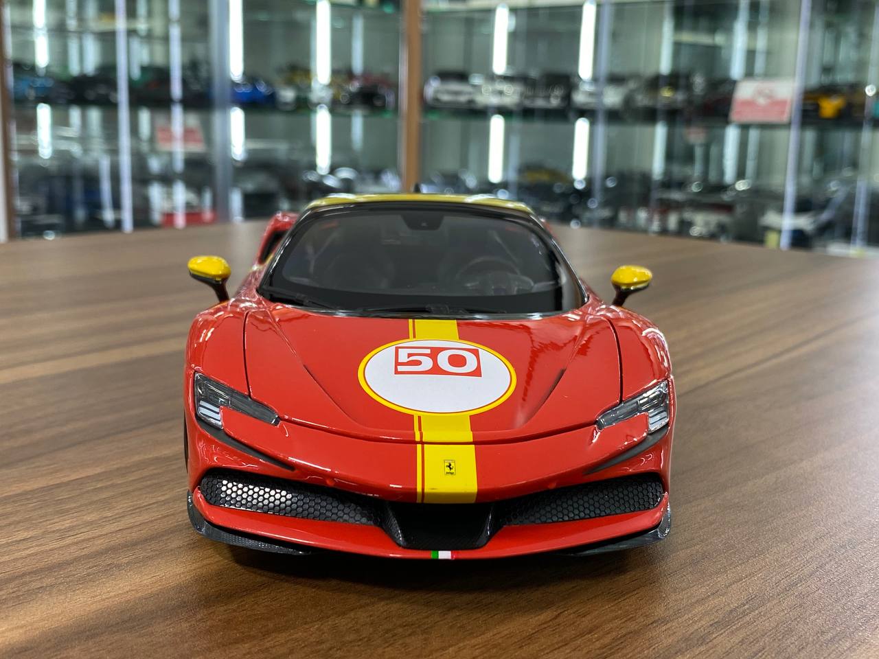 1/18 Diecast Full opening Bburago Ferrari SF90 Stradale Assetto Fiorano #50  Red / Yellow stripe