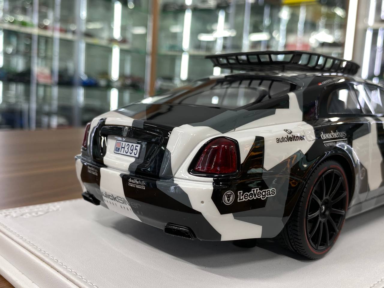 1/18 Resin Rolls-Royce Wraith by VIP Models in Camo Limited Edition - 50 pcs