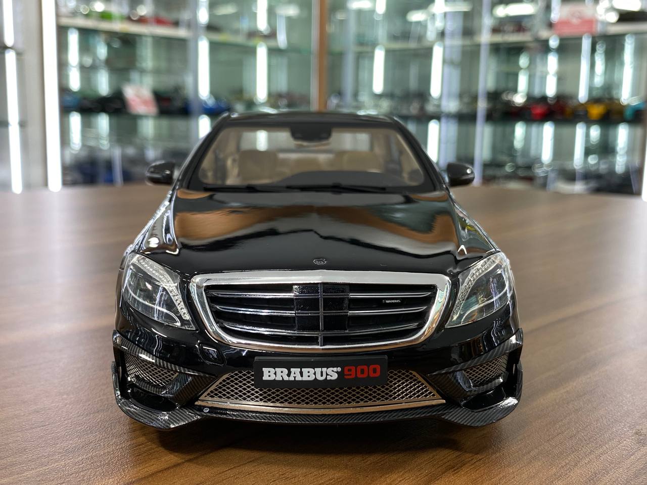 1/18 Resin Mercedes-Benz Brabus 900 Black Model Car by GT Spirit
