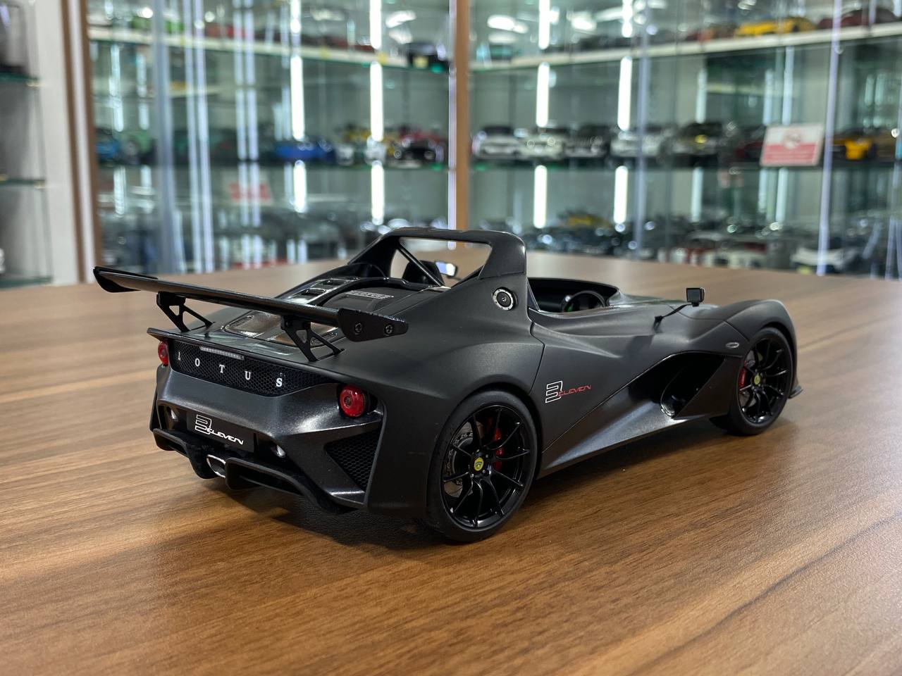 1/18 Diecast Lotus 3 Eleven Black AUTOart Scale Model Car