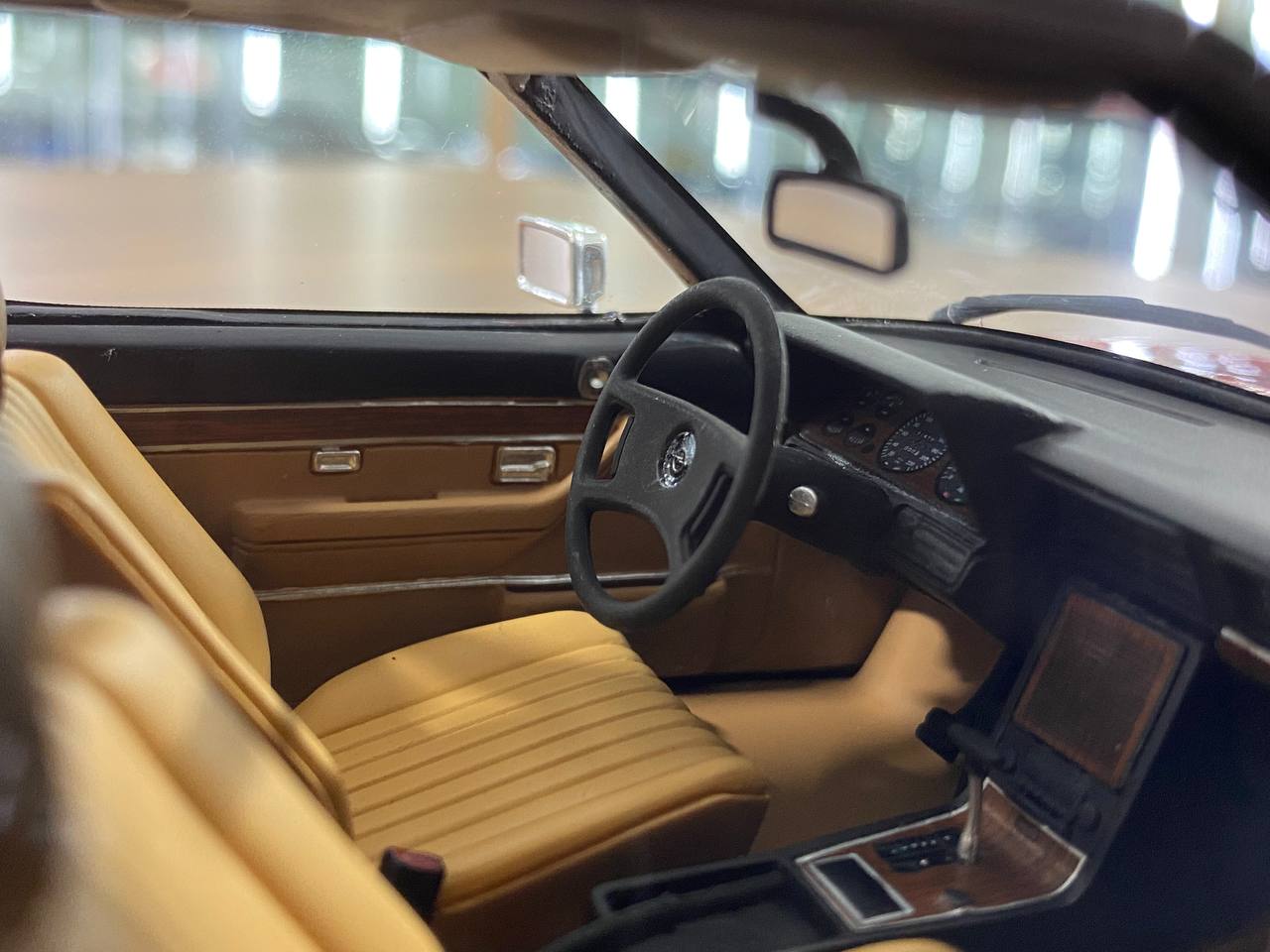 1/18 Resin OTTO Opel Commodore GS/E - Red Miniature Car