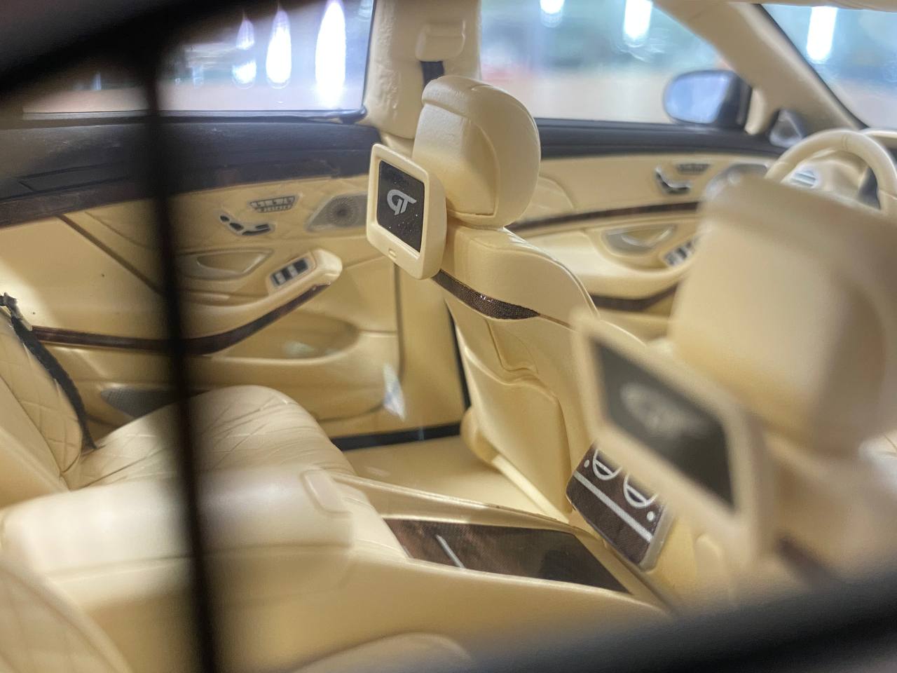 1/18 Resin Mercedes-Benz Brabus 900 Black Model Car by GT Spirit