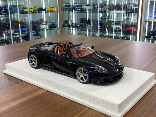 1:18 Resin Model  – Make Up Porsche Carrera GT (2004) Black Limited 60 pcs