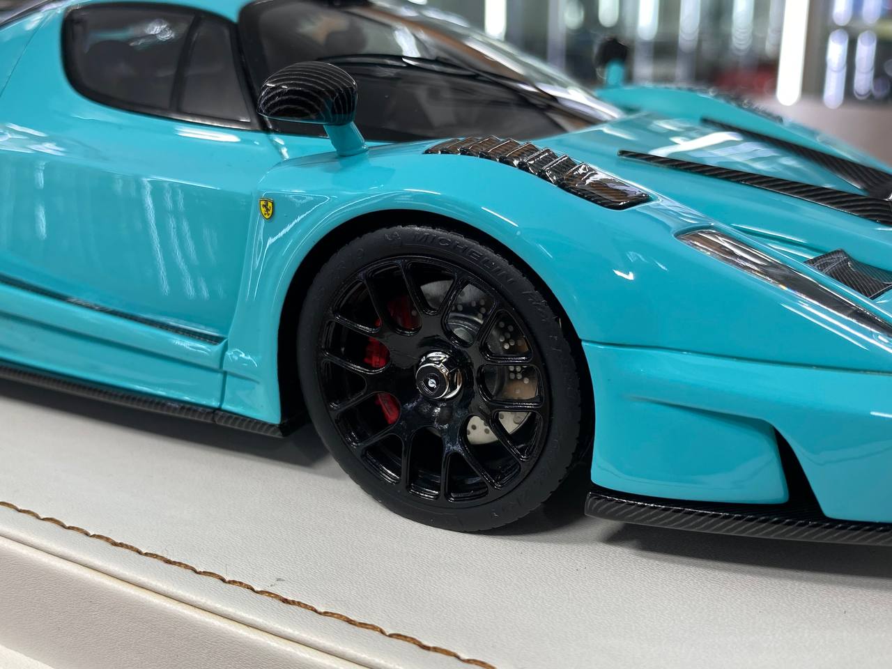 1:18 Resin  – Timothy & Pierre Gemballa MIG-U1 (Ferrari Enzo) Tiffany Blue Limited 50 pcs