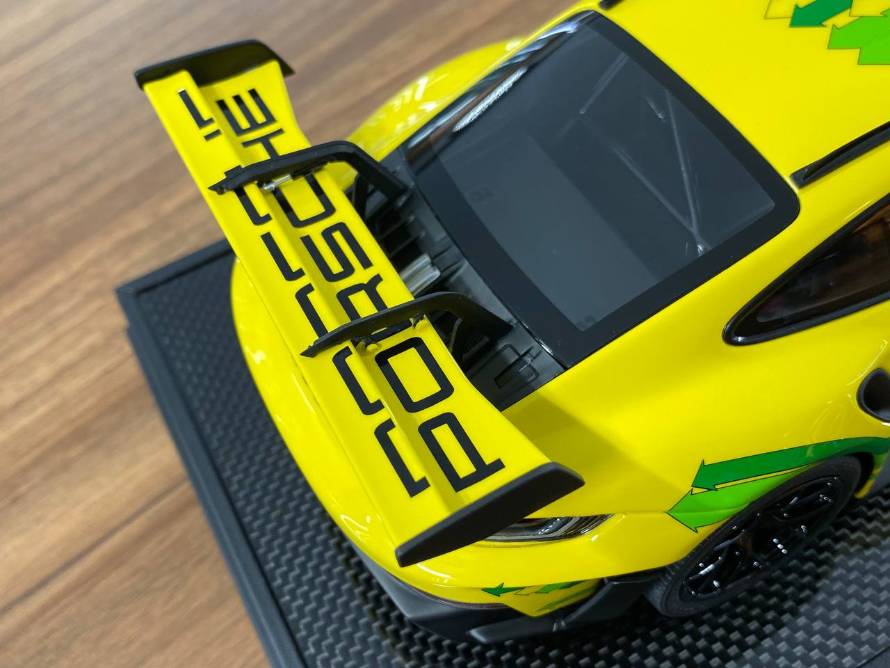 1:18 Resin Timothy & Pierre Porsche 911 GT3 RS (992.1) Weissach Package Grello Livery Limited 1 of 25