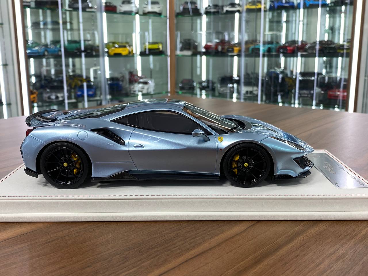1/18 Resin CE Custom Edition Ferrari 488 Pista Ice Blue Ltd.Edn.30 pcs
