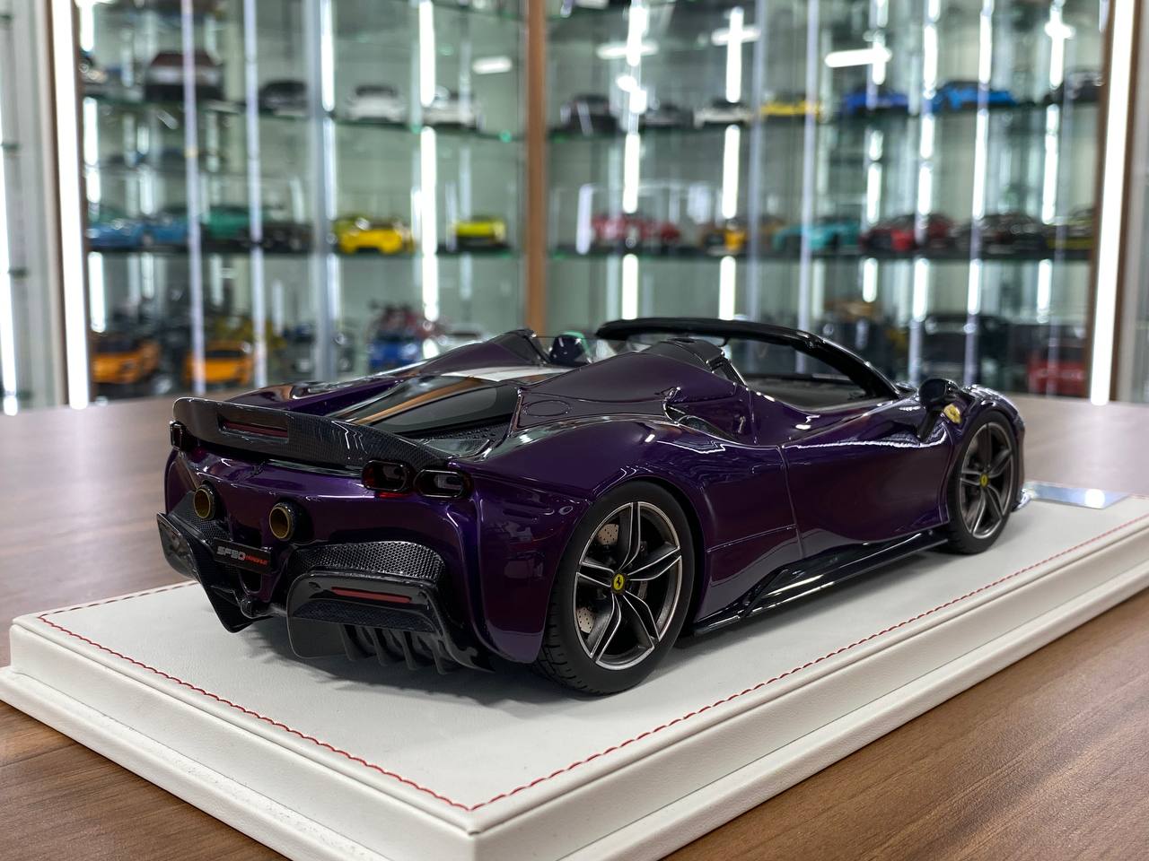 1/18 Resin Model – CE Custom Edition Ferrari SF90 Spider Purple  Limited Edition: 30 pcs