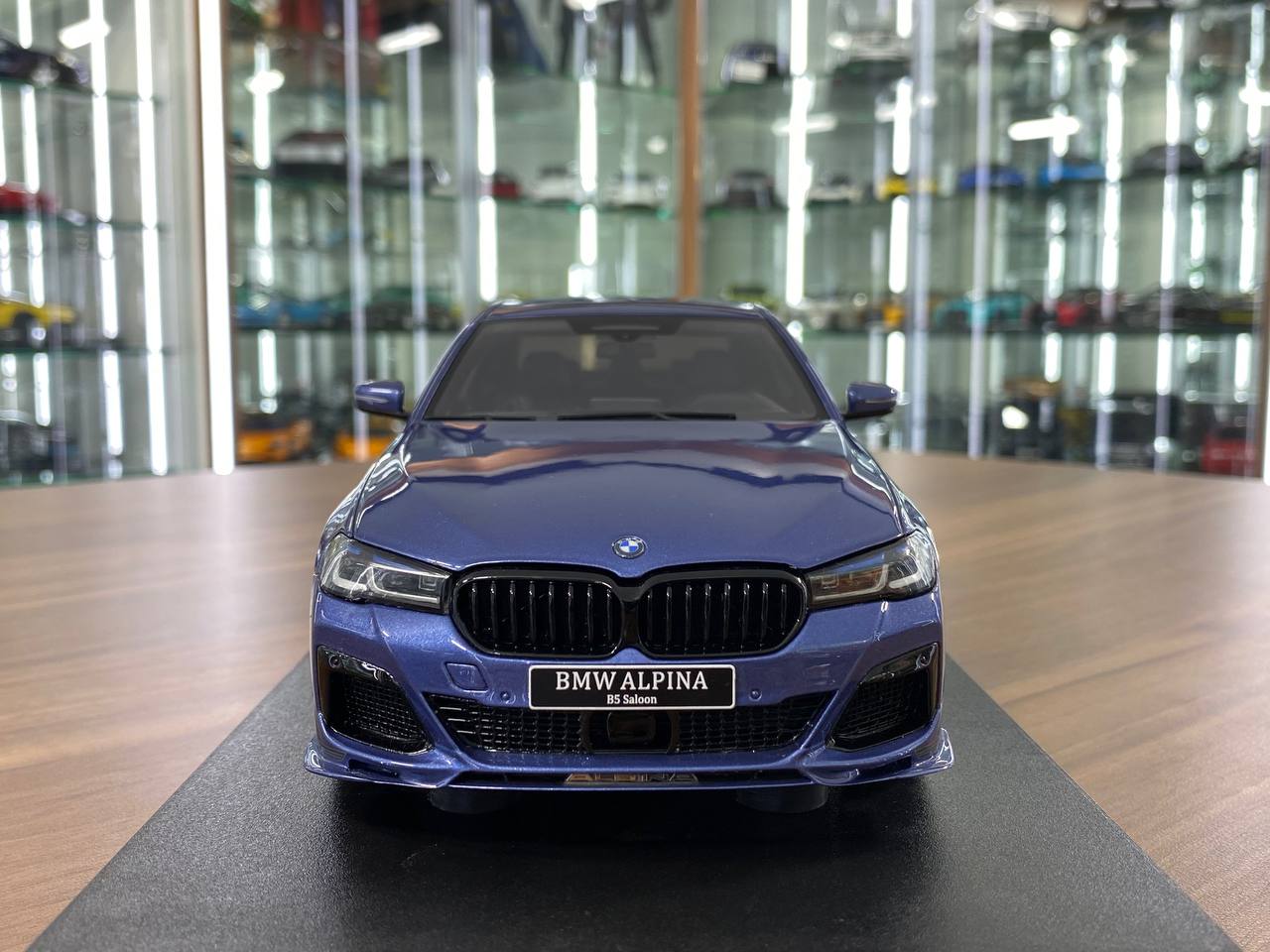 1/18 Resin GT Spirit BMW Alpina B5 Saloon - Blue / Black Interior Limited Edition